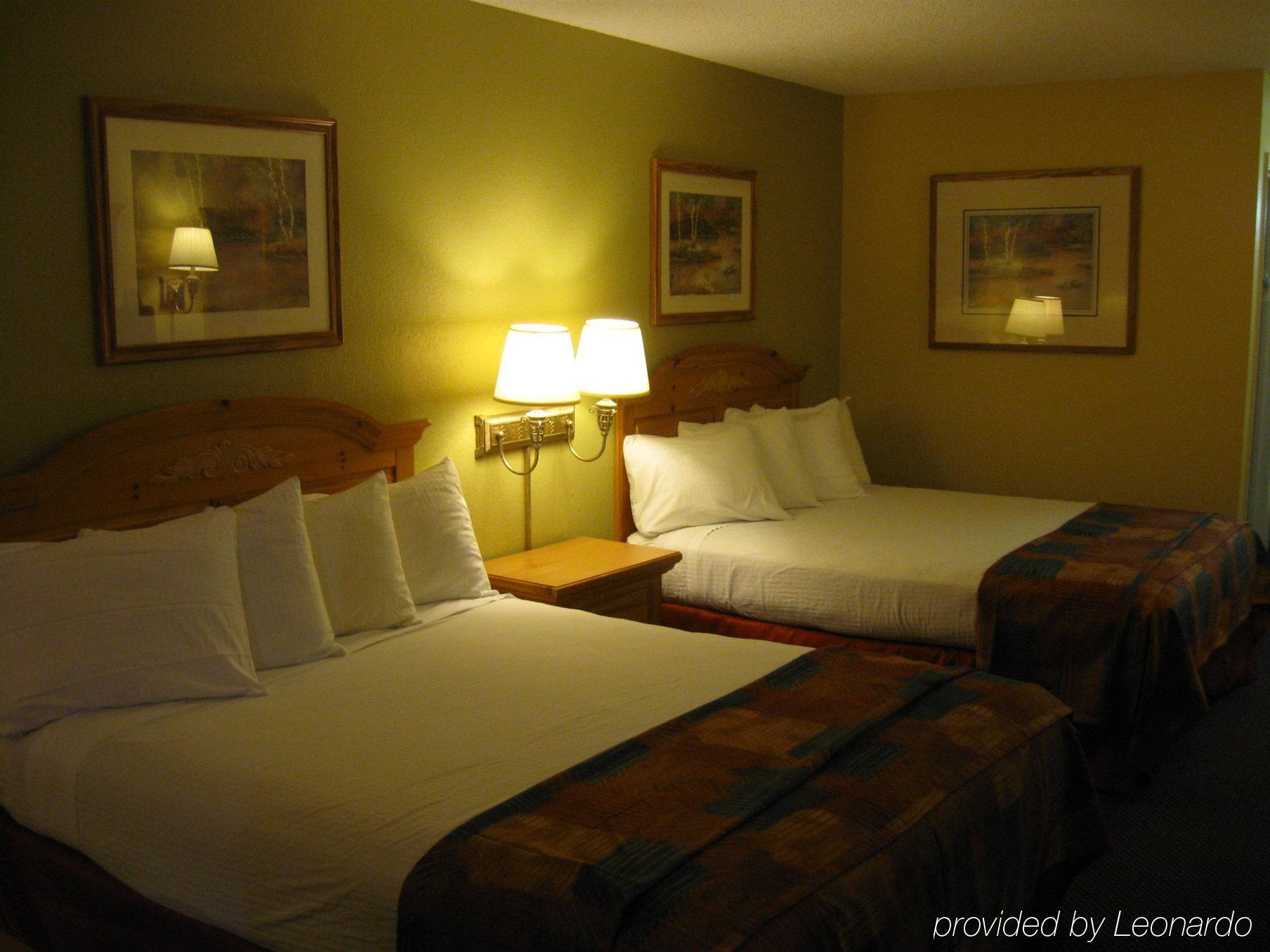 Hotel Baymont By Wyndham Terrell Habitación foto